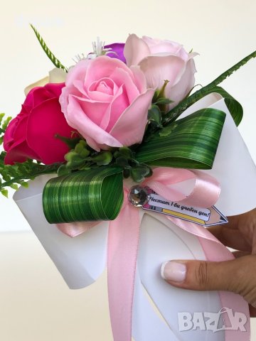 Букет от ароматни сапунени рози, снимка 8 - Подаръци за жени - 41972415