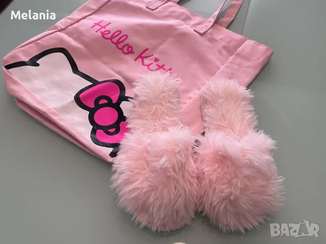 Комплект чанта Hello Kitty и пухкави пантофи