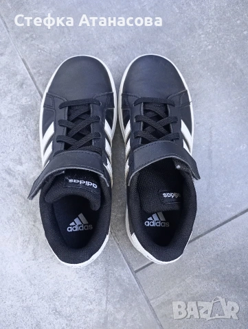 детски спортни обувки Adidas 