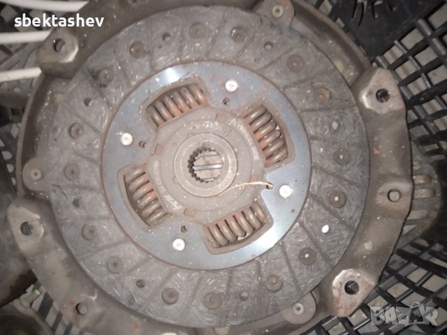 Части за Мазда 323, снимка 4 - Части - 40294944