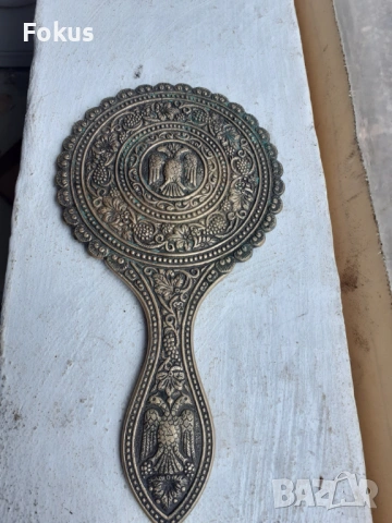 Старо бронзово огледало с двуглав орел, снимка 2 - Антикварни и старинни предмети - 53430782
