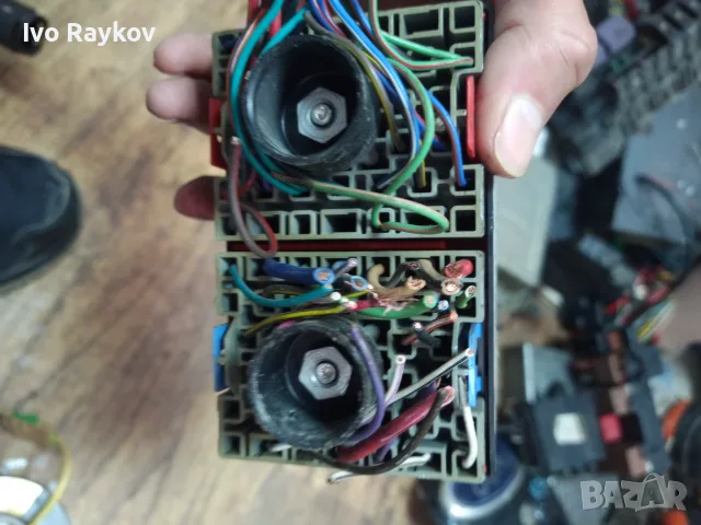 Бушониера за Audi 80 90 S2 B4 , 17778C , P04869214ac, снимка 2 - Части - 56012205