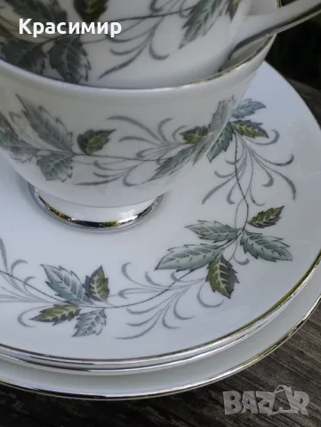 Royal Tuscan - Rondeley Наистина елегантни чаши с чинийки от тоскански костен порцелан 15 лв. за бр., снимка 6 - Антикварни и старинни предмети - 47723777