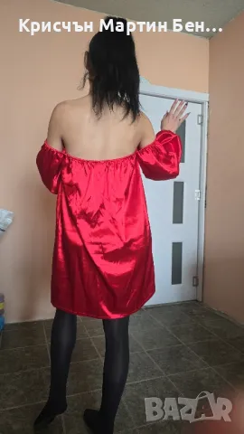 Сатенена Рокля с падащо буфен ръкав, снимка 3 - Рокли - 48066931