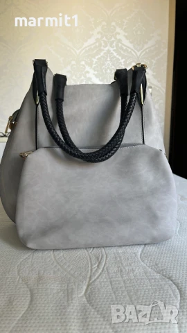 Дамска чанта, снимка 3 - Чанти - 51106529