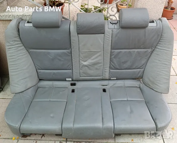Задни седалки BMW E39 задна седалка БМВ Е39 Седалките са с детски столчета, снимка 2 - Части - 50406795