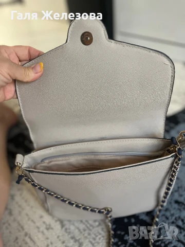 Дамска чанта, снимка 7 - Чанти - 51430806