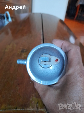 Стар газов редуцир вентил,клапан за газова бутилка #3, снимка 4 - Други ценни предмети - 52906375