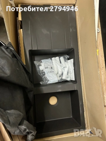 Продавам черна голяма мивка