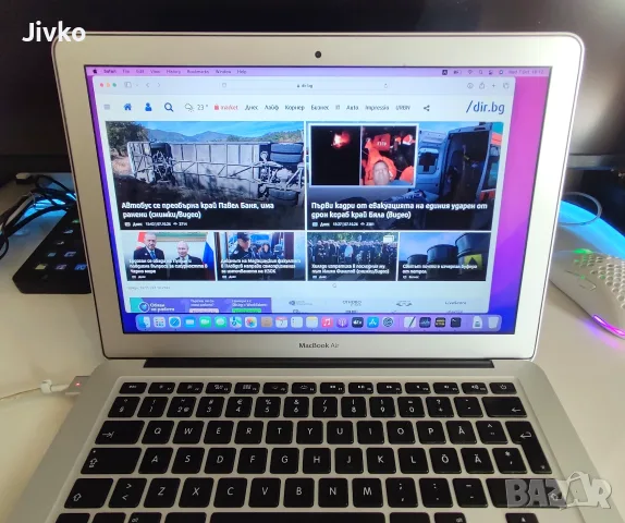 Apple MacBook Air 13.3", снимка 3 - Лаптопи за дома - 56395126