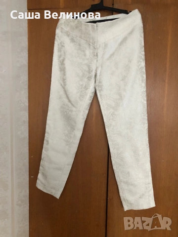 Панталон лъскав с бродерия, снимка 2 - Панталони - 53725270