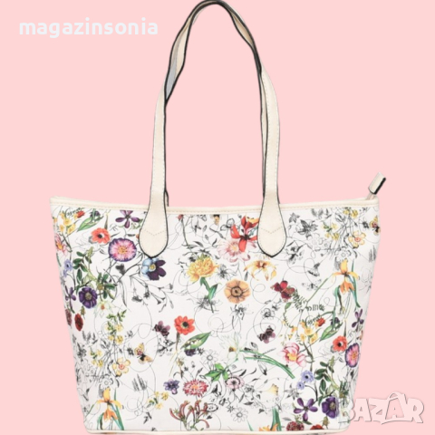 Голяма дамска чанта с красив флорален принт, снимка 1 - Чанти - 44658107