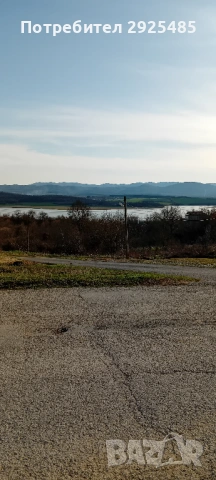 Нива 0.75 дка с.Ловец, общ. Върбица - до яз. Тича, снимка 2 - Земеделска земя - 53710808