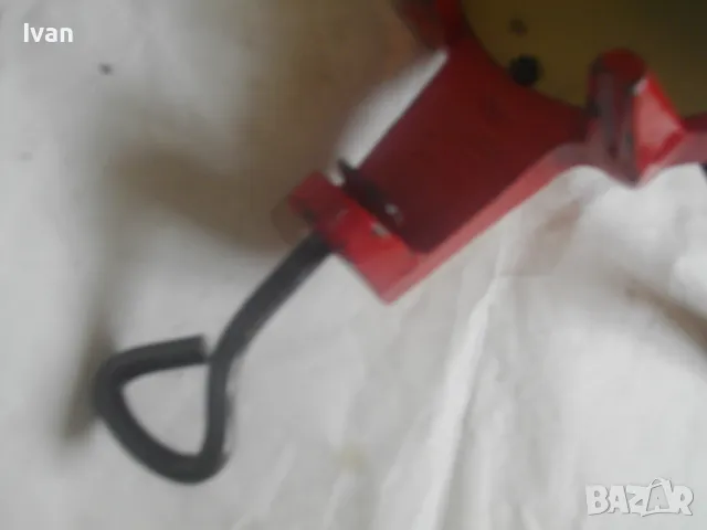 2,5 кг Немски РЪЧЕН ШМИРГЕЛ  с възможност за шлифовъчен камък диск до ф 200мм ОТЛИЧЕН ГОЛЯМ, снимка 9 - Други инструменти - 47602865