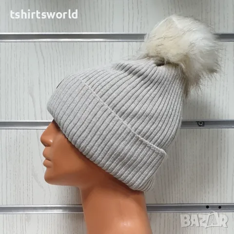 Нова зимна топла дамска шапка Silver Star в бежов цвят с пух/помпон, снимка 3 - Шапки - 47926725