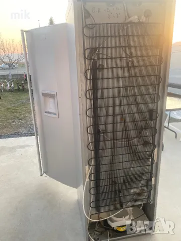 Хладилник AEG - Охладител 180 см - С диспенсър за газирана вода, снимка 10 - Хладилници - 50322648