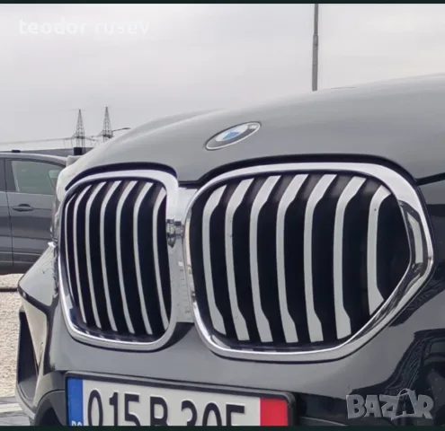 Оригинала решетка бъбреци  Bmw x1 f48 2019 