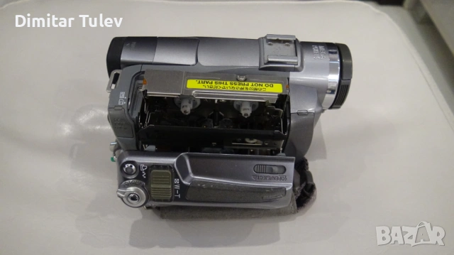 CANON DIGITAL VIDEO CAMCORDER PAL MVX350i, снимка 12 - Камери - 53840643
