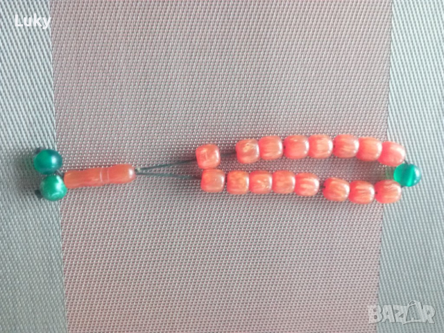 Продавам красива броеница.17 топчета.