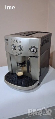 Кафеавтомат / кафемашина - робот. НОМЕР 05. Delonghi Magnifica. Typ EAM 4300. Работи с мляно...