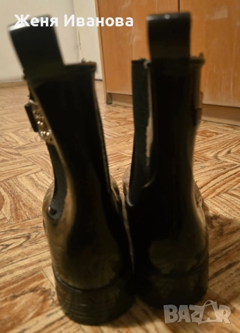 Tommy Hilfiger дамски гумени ботуши 38, снимка 2 - Маратонки - 52339853