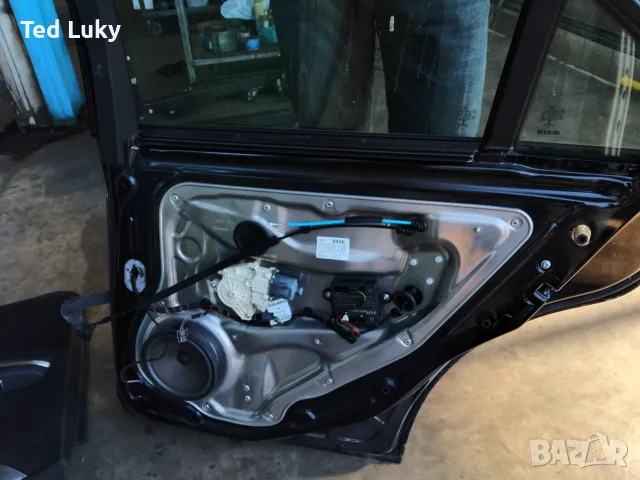 W212 врата за части 