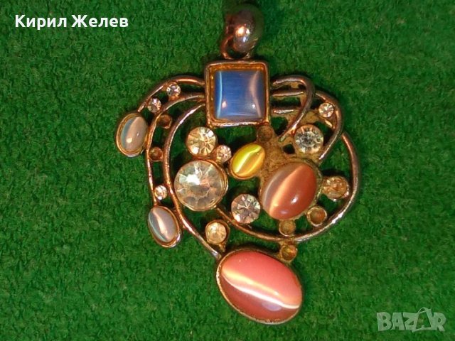 СТАР АРТ МЕДАЛЬОН с ПОЛУСКЪПОЦЕННИ КАМЪНИ и КРИСТАЛИ 15037