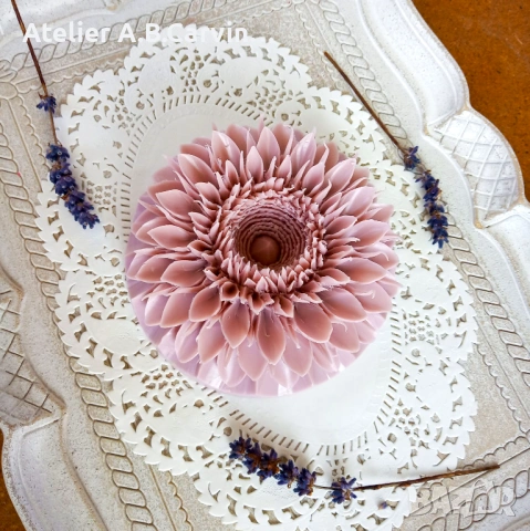 Декоративен, ръчно изработен сапун хризантема,уникален подарък за 8ми март 