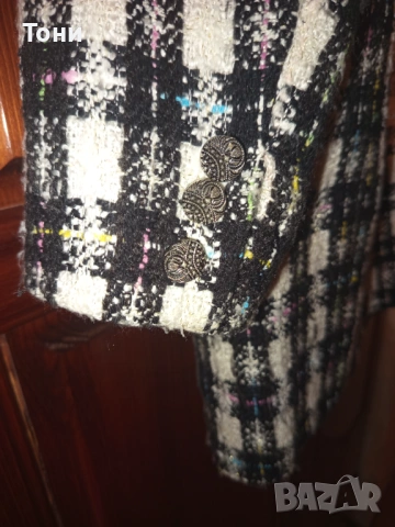 Ново Дамско Стилно Карирано Сако XL , снимка 6 - Сака - 53013998
