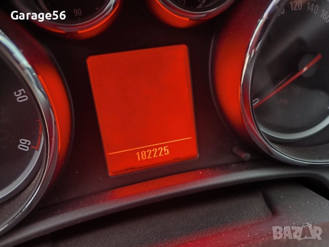 Opel Astra J 1.7 110, снимка 11 - Автомобили и джипове - 52566978