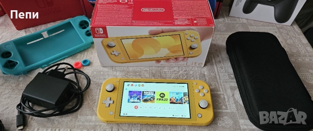 Nintendo Switch Lite Yellow 32 GB + 128GB карта, снимка 2 - Nintendo конзоли - 52986976
