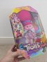 Нова DreamWorks Trolls Кралица Кукла Попи с 15 Аксесоара, снимка 7