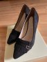 Обувки на ток естествен велур, снимка 1 - Дамски елегантни обувки - 39852965