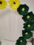 Арка от големи цветя креп хартия, снимка 2