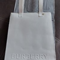 Чанта марка Вurberry, снимка 6 - Чанти - 41543534