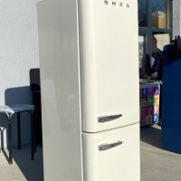 Хладилник с фризер SMEG 2 м , снимка 2 - Хладилници - 36183205
