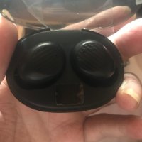 Продавам headphones Bluetooth speakers мистъ нови с кутията си и USB charger , снимка 13 - Bluetooth слушалки - 40311738