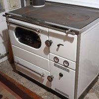 Готварска печка на твърдо гориво с водна риза Алфа Терм 20 лява., снимка 2 - Печки, фурни - 44395121