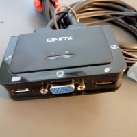 2-портов KVM суич,LINDY LNY-42342- VGA, USB 2.0, звук, вградени кабели, снимка 2 - Кабели и адаптери - 33862188