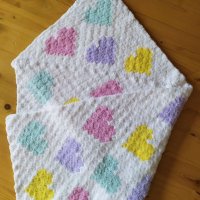 Ръчно плетено бебешко одеяло , снимка 2 - Спално бельо и завивки - 34067486