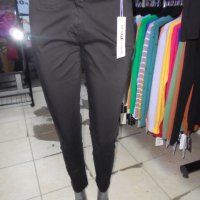 черни панталони с размери S,M, снимка 1 - Панталони - 38727040