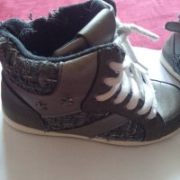 Обувки 19 см., снимка 2 - Детски обувки - 40959310