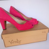 Дамски ярко розови обувки, № 38, естествен велур, неразличими от нови, снимка 1 - Дамски елегантни обувки - 42325546