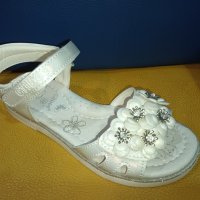 Детски сандали CLIBEE, цветя, снимка 3 - Детски сандали и чехли - 40784178