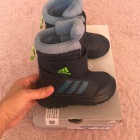 Adidas winterplay, снимка 1 - Детски боти и ботуши - 42266047