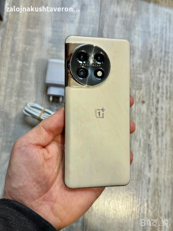 OnePlus 11 5G 256 GB 16+12 GB Ram  Отличен, снимка 1