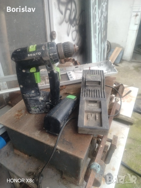 без кабелен витовр фесто две батерии пус зарядно, снимка 1