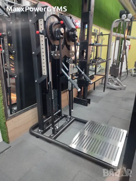 Чисто нова машина за гърди и рамене, снимка 1