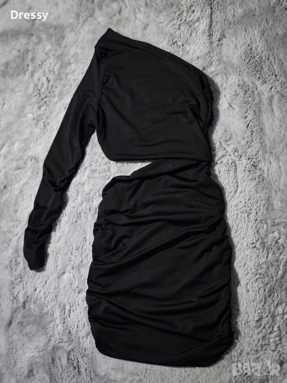 Къса черна рокля, снимка 1