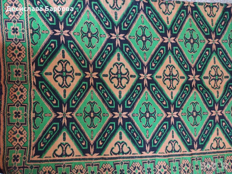 Продавам вълнен плътен килим, снимка 1